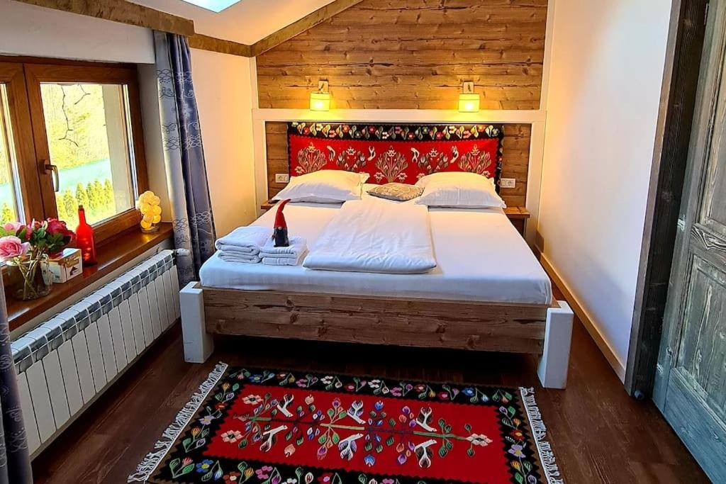 Pensiune Subcrai Cu Centru Spa Зернешті Екстер'єр фото